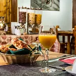 科莱特酒店 3* Val-dʼIsère