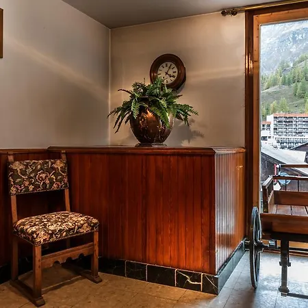 Les Cretes Blanches Val-dʼIsère