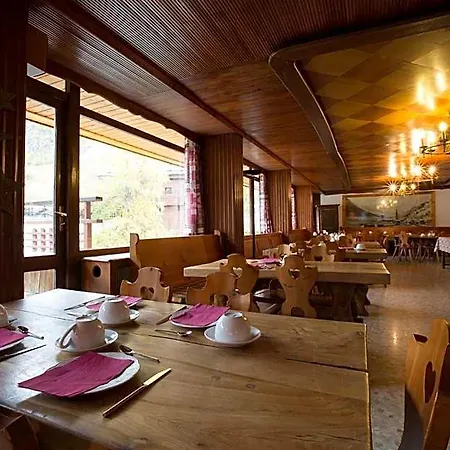 Les Cretes Blanches 3* Val-d'Isere