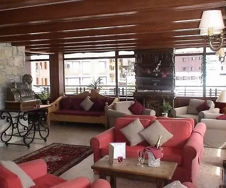 Hotel Les Cretes Blanches 3*